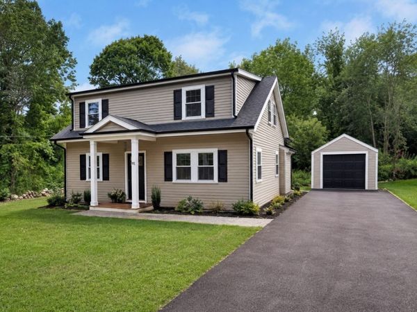 40 Beechwood Street, Cohasset, MA 02025