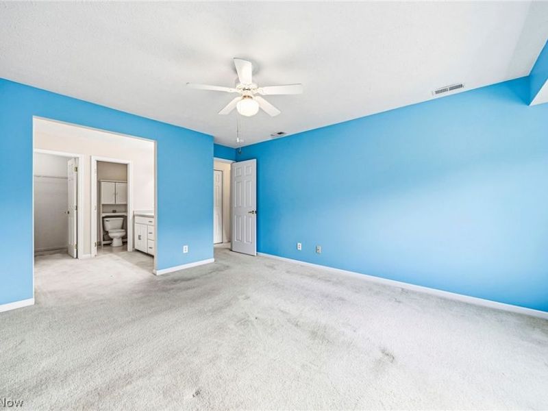 7270 Village Drive, Concord Township, OH 44060 Photo 17