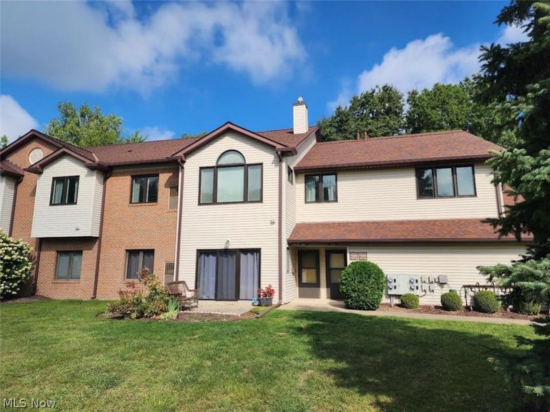7270 Village Drive, Concord Township, OH 44060 Photo 2