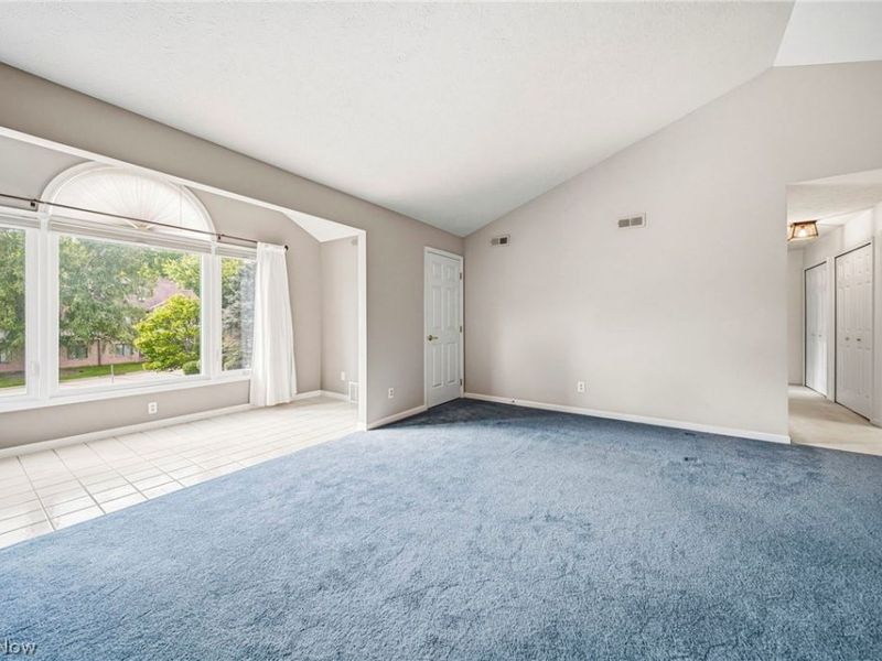7270 Village Drive, Concord Township, OH 44060 Photo 6