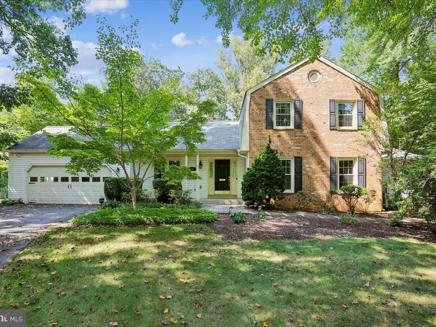 1038 Carnation Drive, Rockville, MD 20850 Main Photo