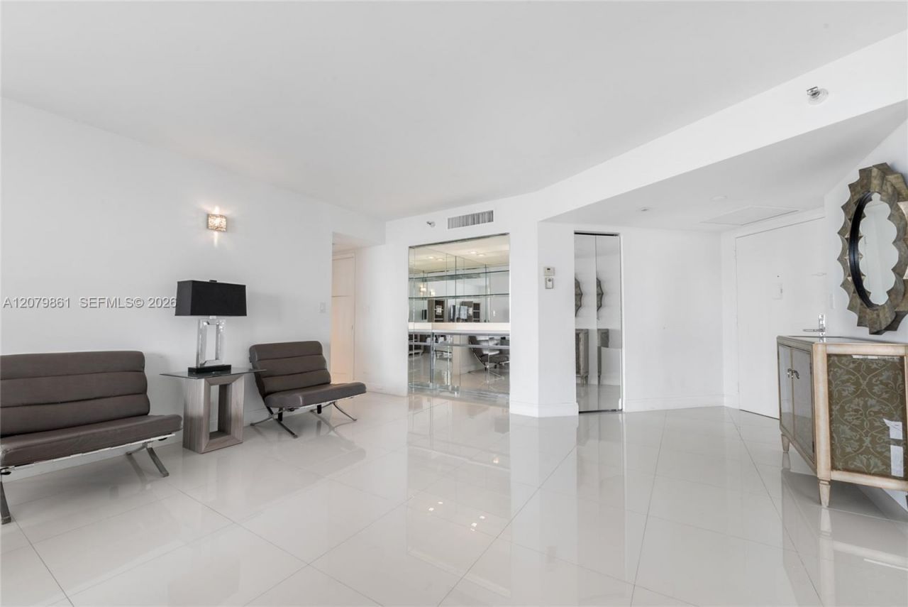 19101 NE 36th Ct, Unit 2607, Aventura, FL 33180 Photo
