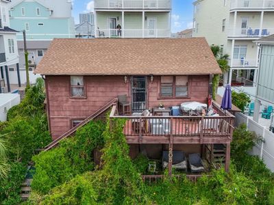 205 29th Ave. N , North Myrtle Beach, SC 29582