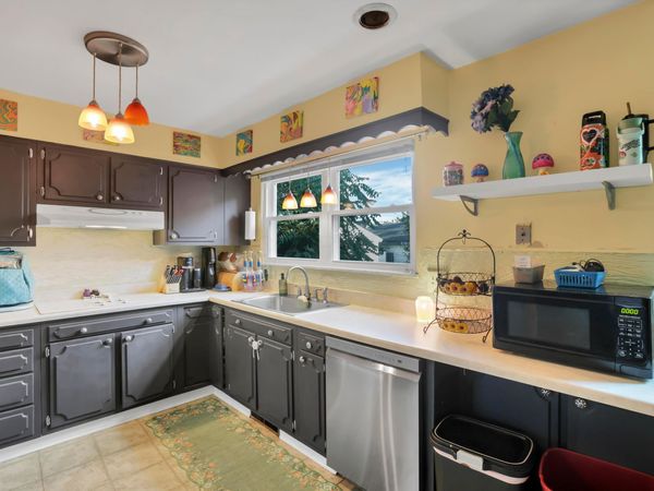 828 Wiltshire Road, Columbus, OH 43204