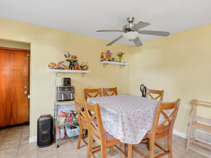828 Wiltshire Road, Columbus, OH 43204 Photo 13