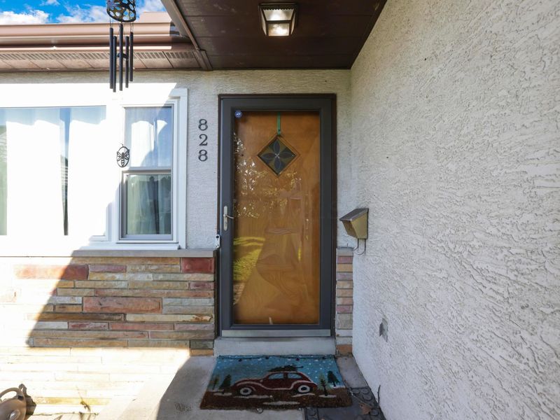 828 Wiltshire Road, Columbus, OH 43204 Photo 5
