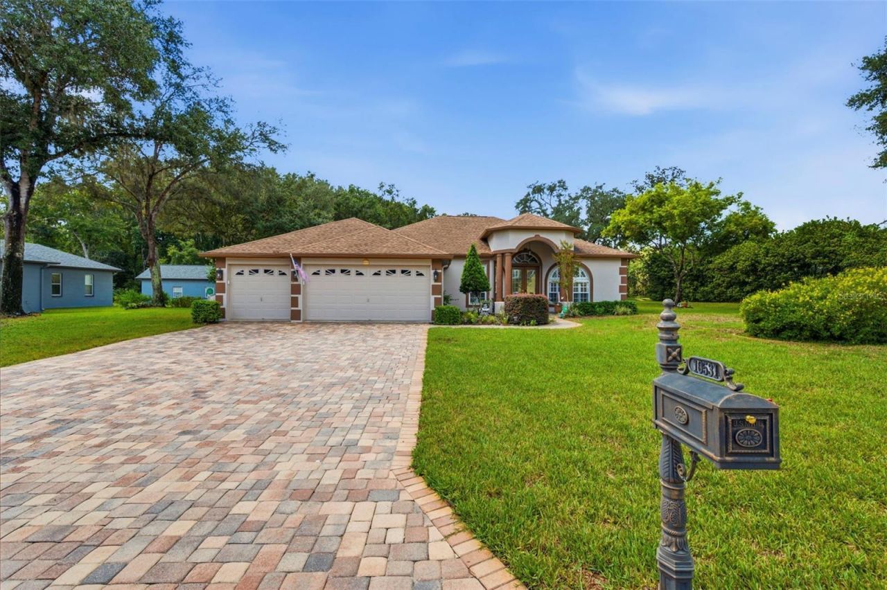 10531 Miracle Lane, New Port Richey, FL 34654 Photo