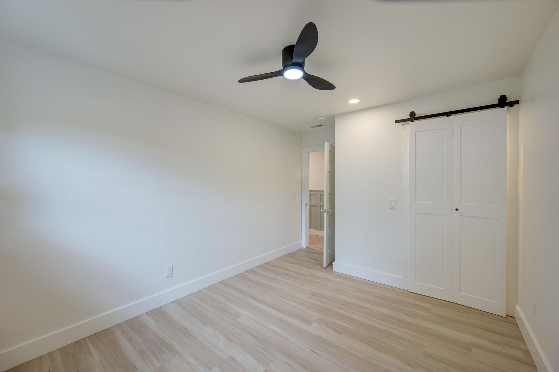 1232 Silverleaf Circle Photo 24