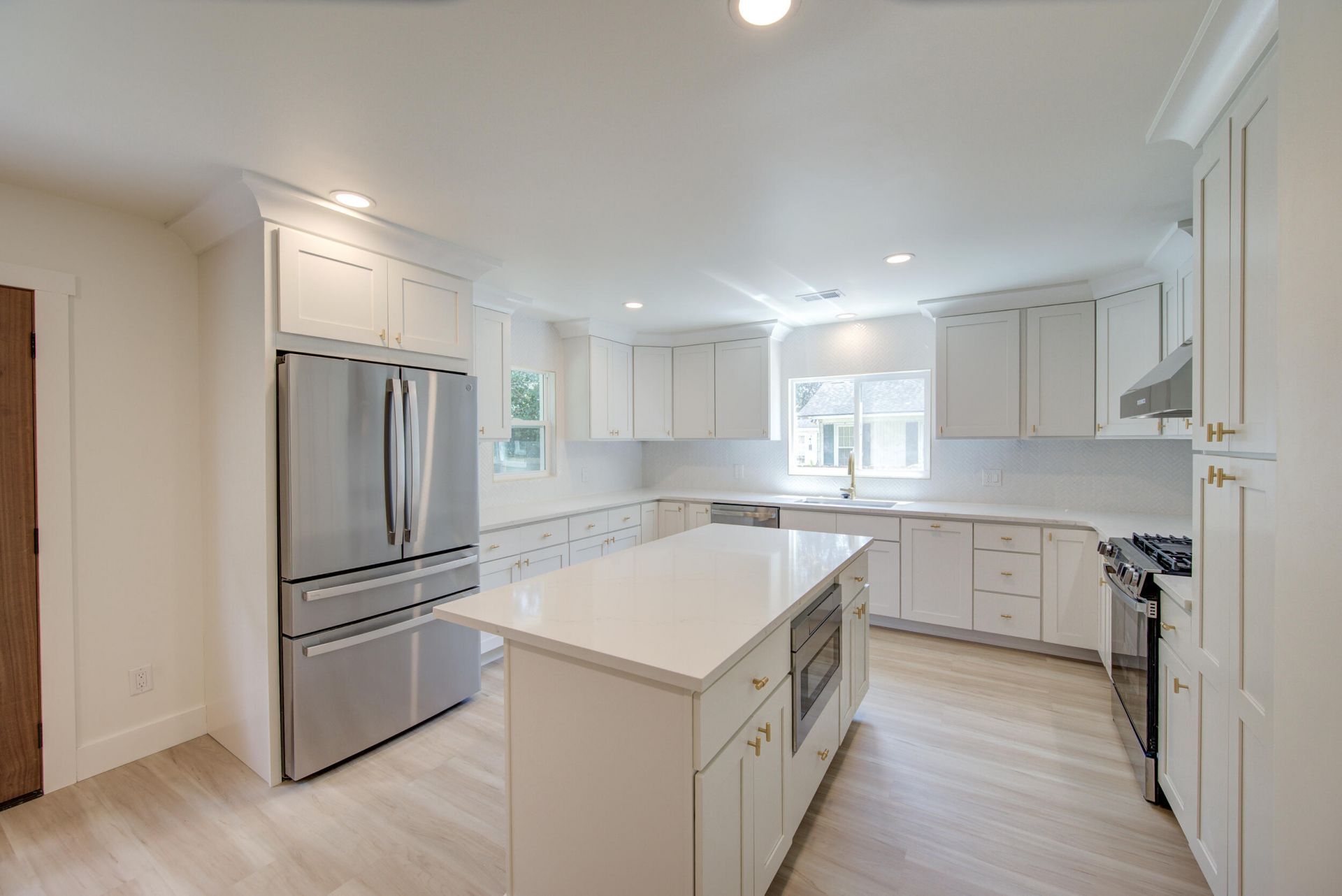1232 Silverleaf Circle Photo 49