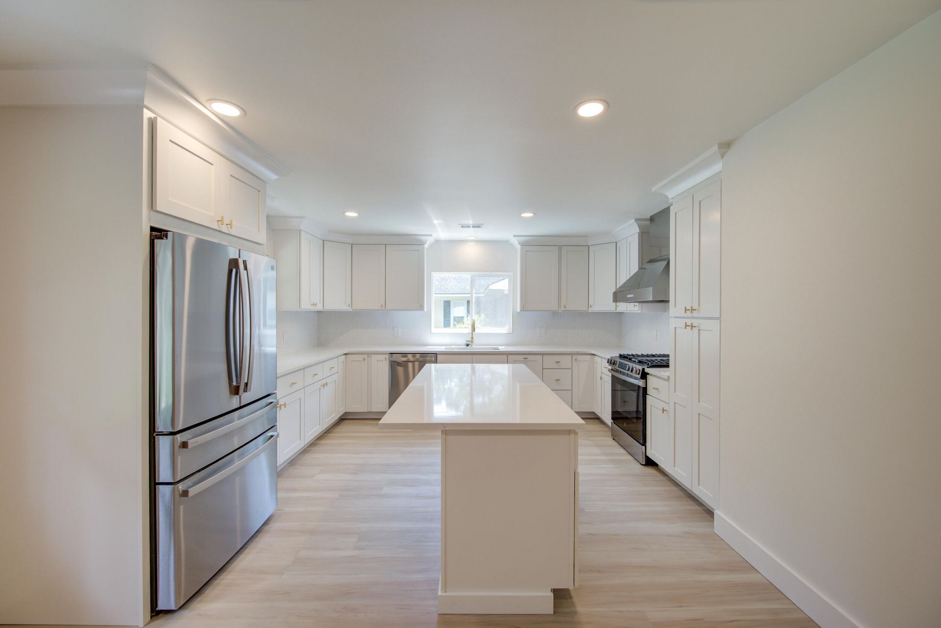 1232 Silverleaf Circle Photo 9