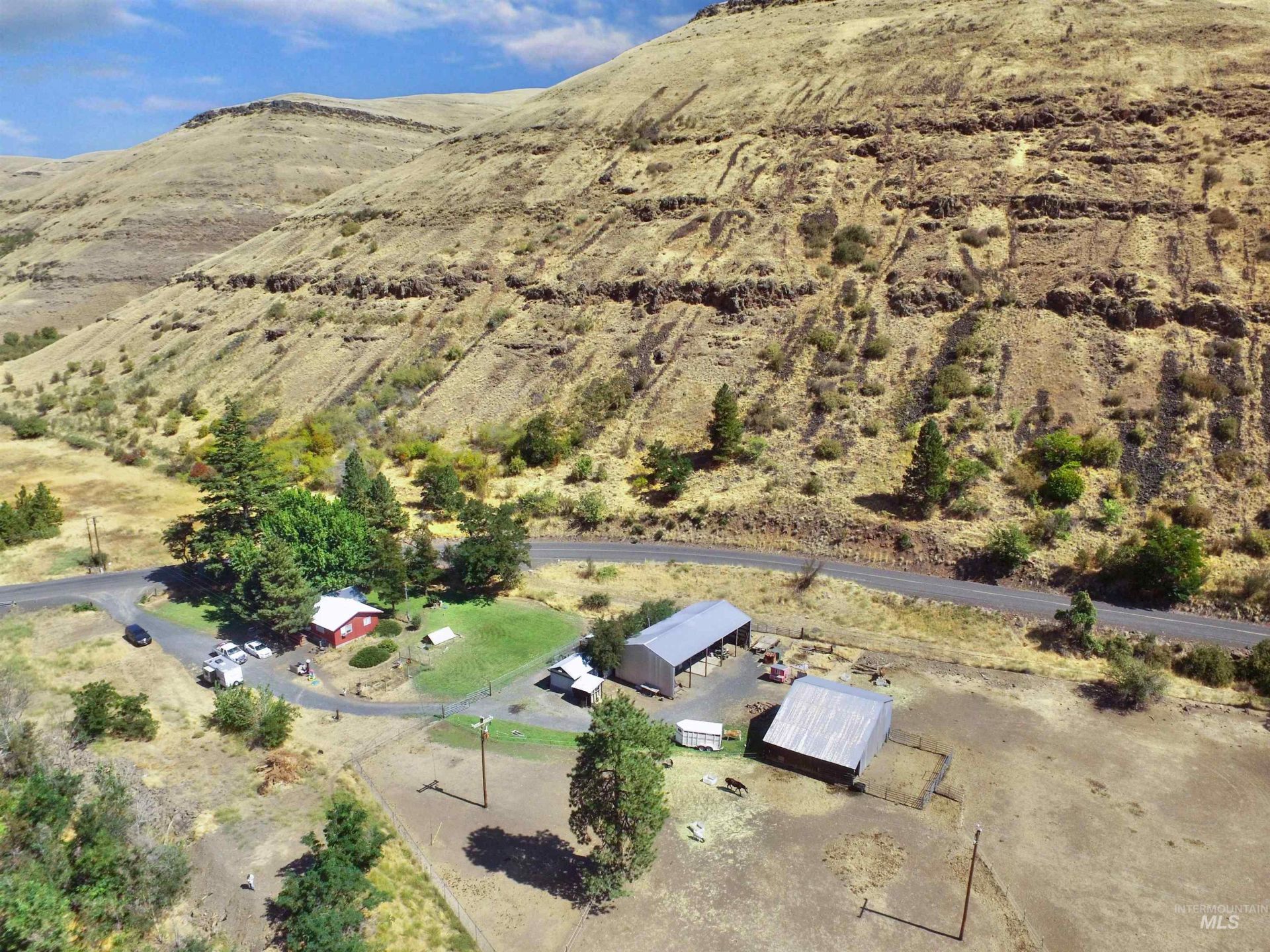 1920 Tucannon Road, Pomeroy, WA 99347 Main Photo