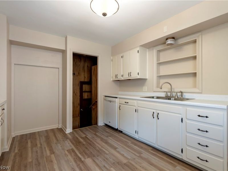 3045 Bayer Circle, Massillon, OH 44646 Photo 5