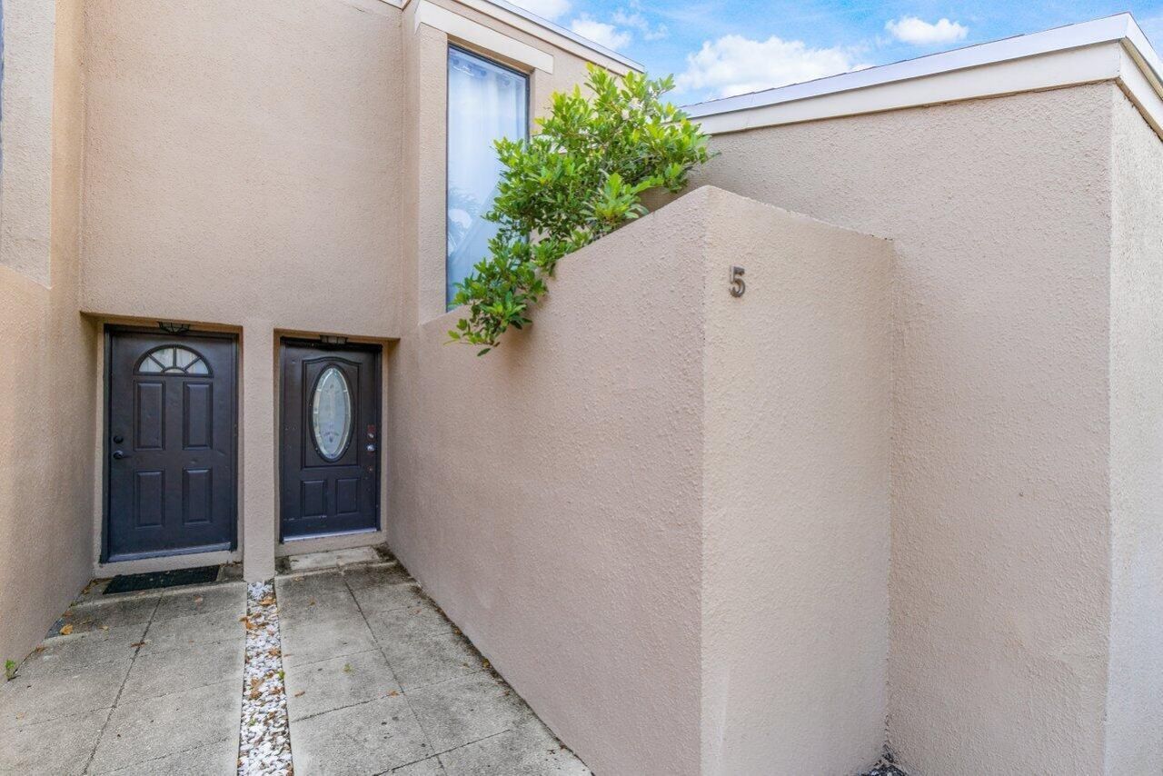 1149 NW 13th Street, Unit 5, Boca Raton, FL 33486 Photo