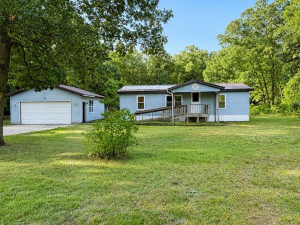 6637 White Road, Muskegon, MI 49442