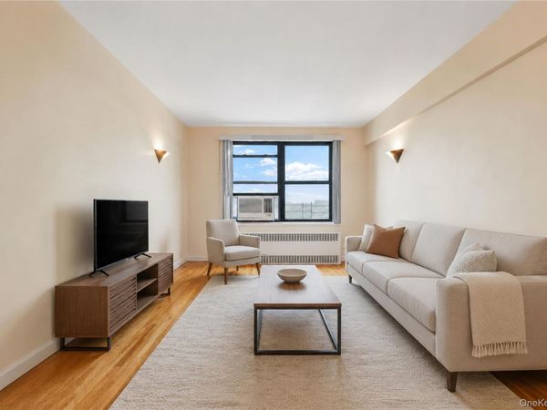 25-15 Union Street , Unit 6G, Flushing, NY 11354