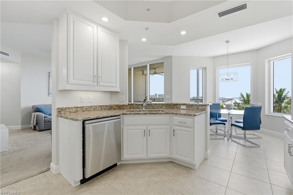 4182 Bay Beach Ln, Unit 754, Fort Myers Beach, FL 33931 Photo