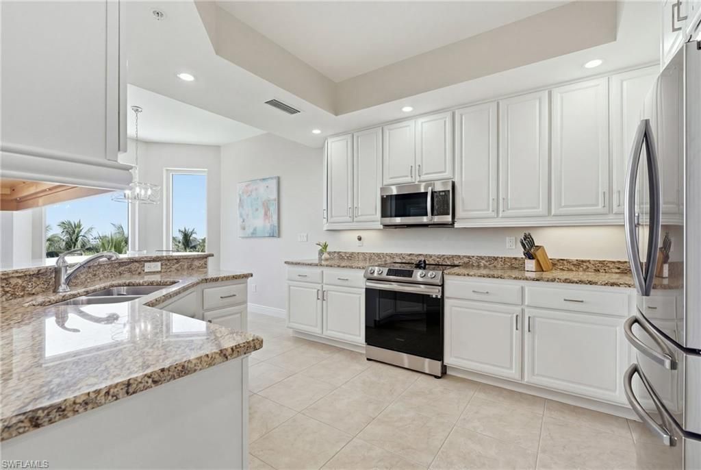 4182 Bay Beach Ln, Unit 754, Fort Myers Beach, FL 33931 Photo