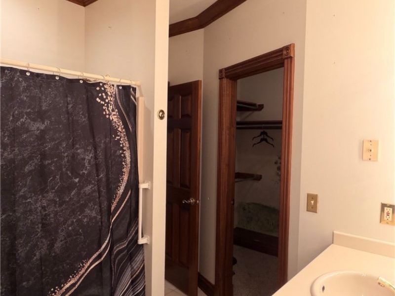 7629 Bucknell Circle NW, North Canton, OH 44720 Photo 13