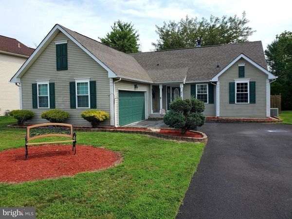 67 CHARLES DRIVE, NEW CASTLE, DE 19720