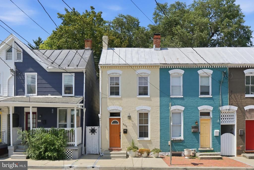 225 CENTER STREET , FREDERICK, MD 21701