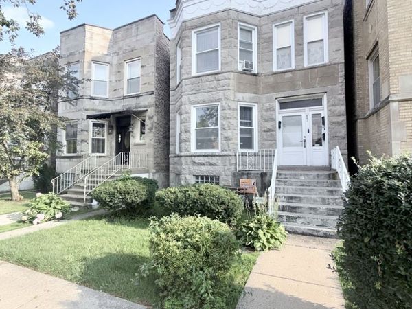 57 Chicago Avenue, Unit 1, Oak Park, IL 60302