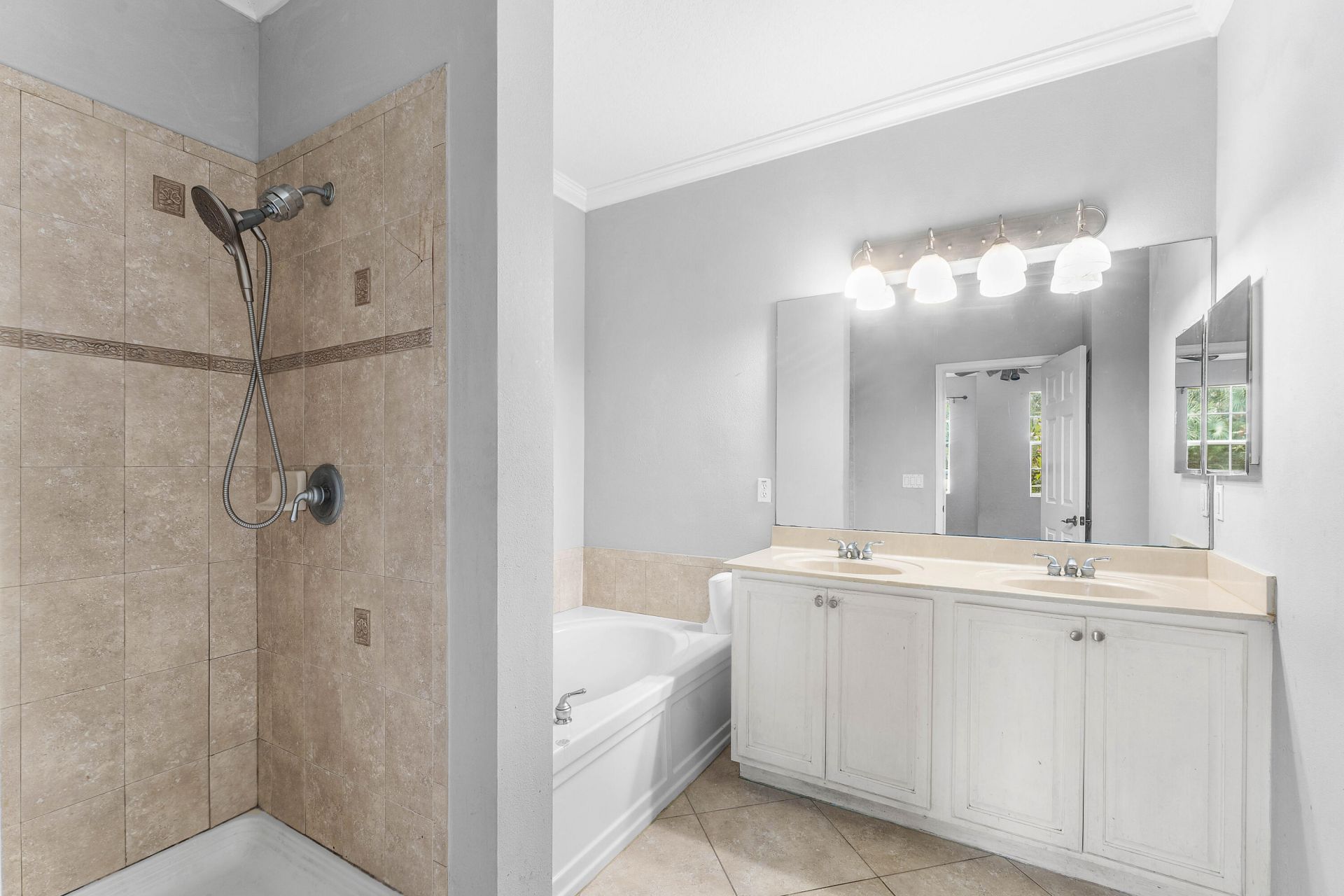 341 Indian Creek Parkway, Unit 103, Jupiter, FL 33458 Photo