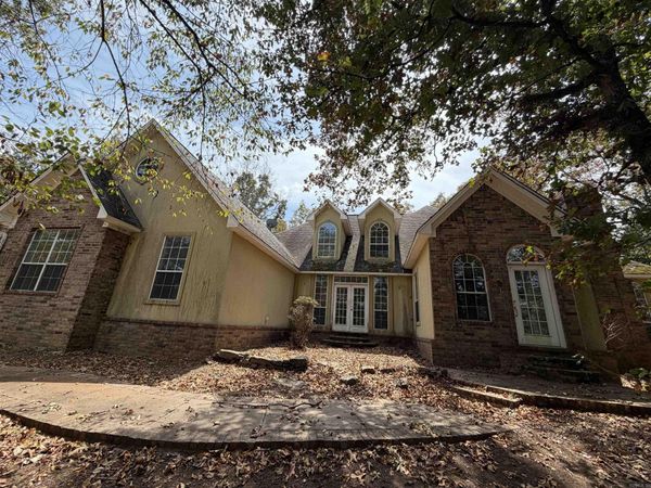 104 W Lewisburg Road, Vilonia, AR 72173