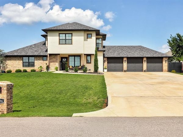 2836 Redwood Court, Newcastle, OK 73065