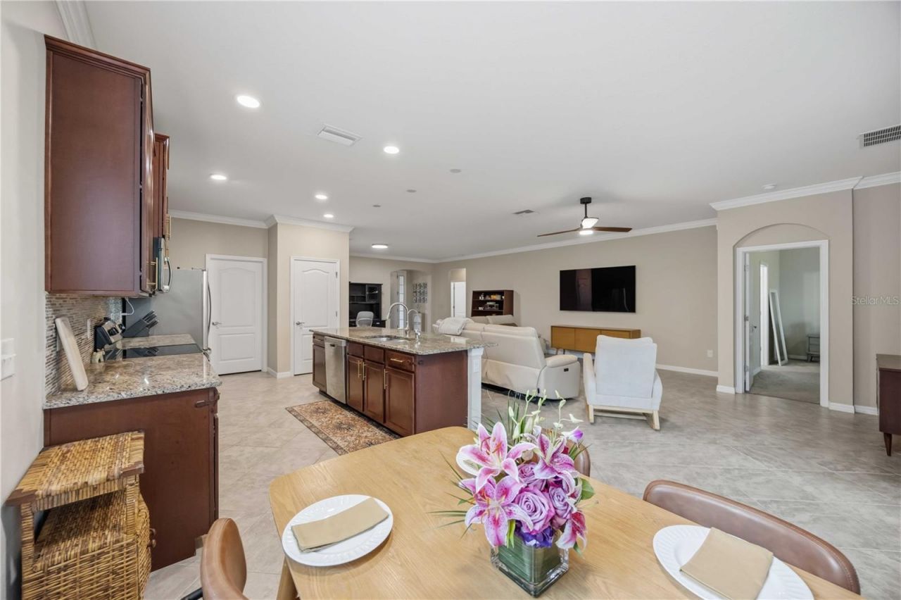 5516 Cartagena Drive, Sarasota, FL 34233 Photo
