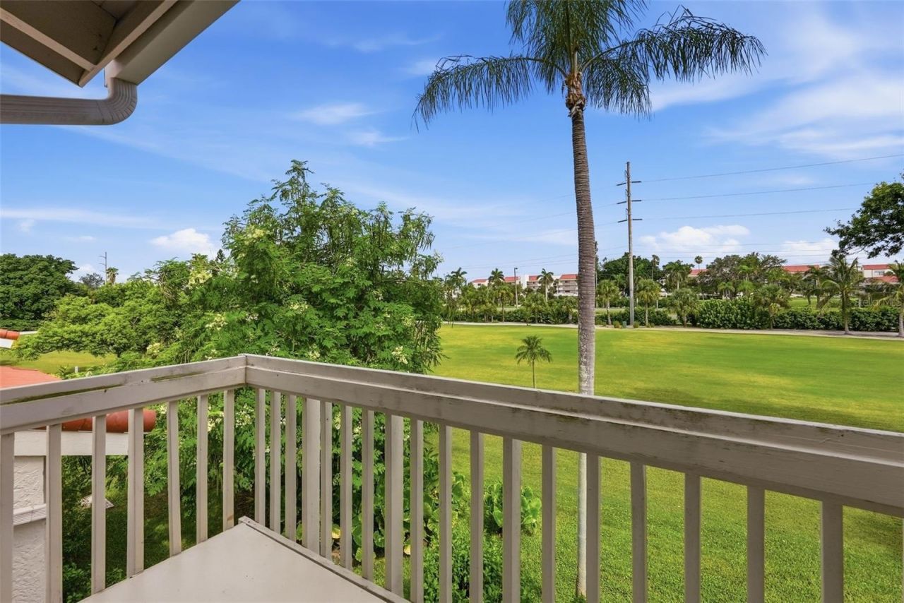 5619 Escondida Boulevard S, Saint Petersburg, FL 33715 Photo