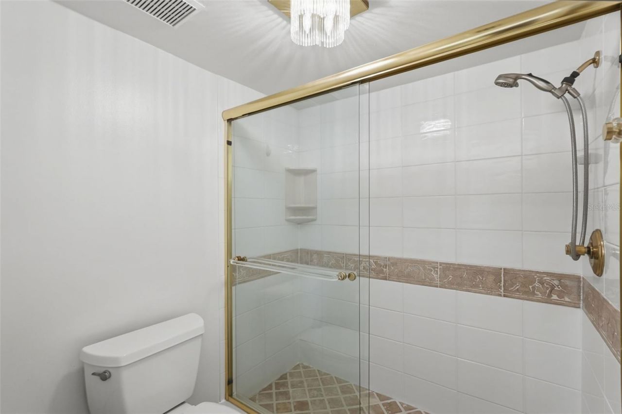 5619 Escondida Boulevard S, Saint Petersburg, FL 33715 Photo