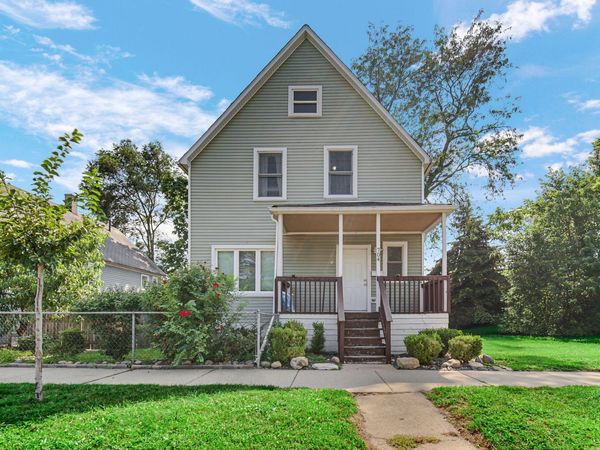 704 Willow Court , Hammond, IN 46320