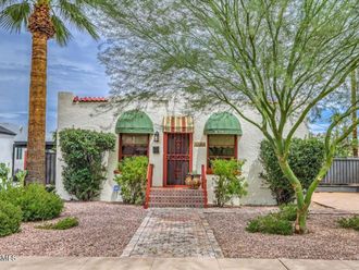 2305 N 8TH Street Phoenix, AZ 85006