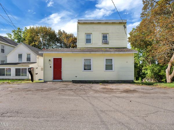 16 Billings Avenue, Troy, NY 12180