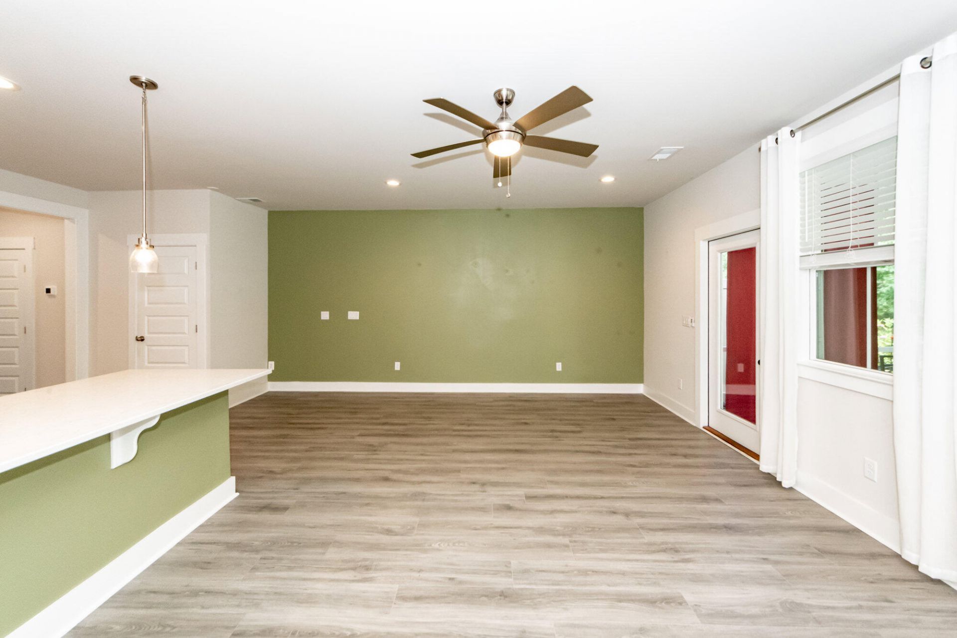 7722 Park Gate Drive Photo 13