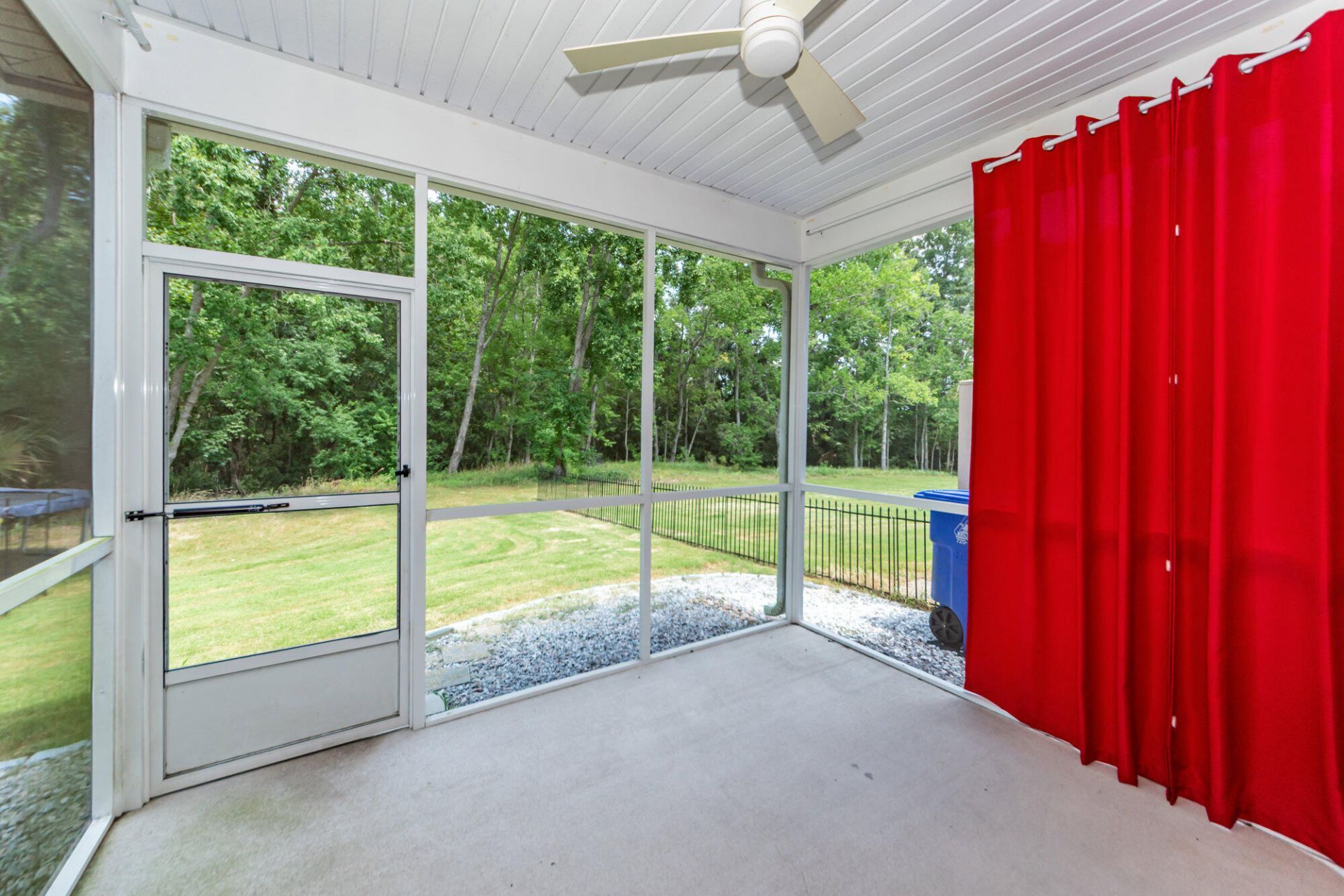 7722 Park Gate Drive Photo 17