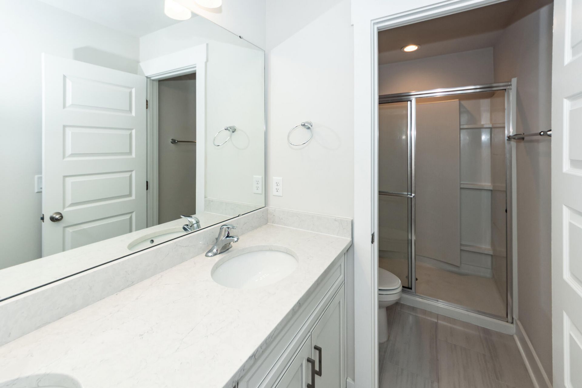 7722 Park Gate Drive Photo 24