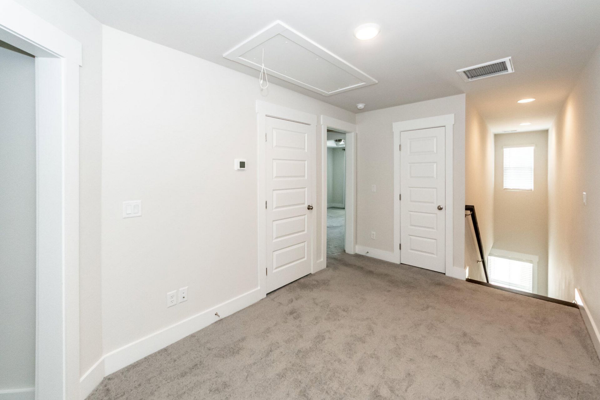 7722 Park Gate Drive Photo 28