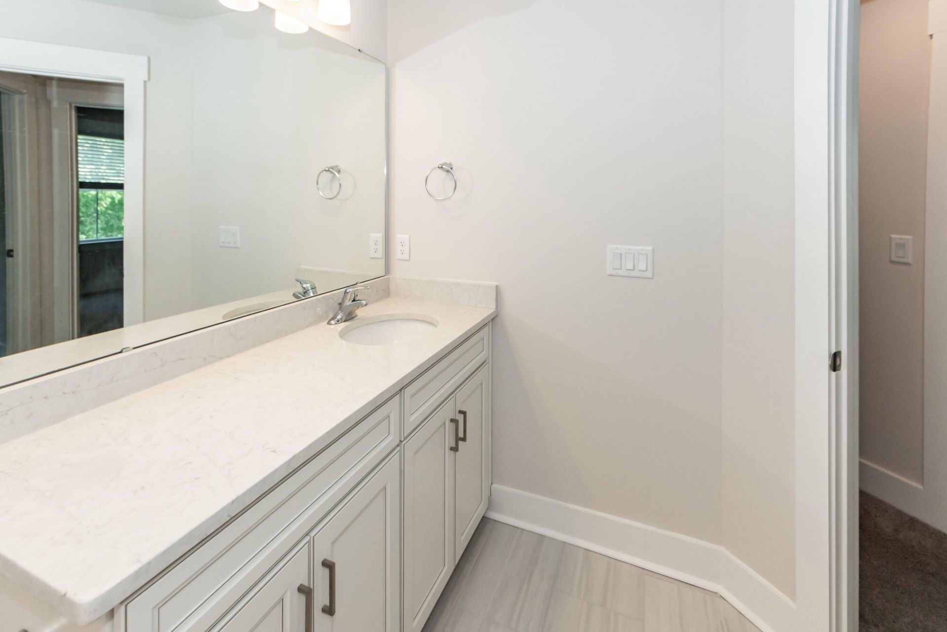 7722 Park Gate Drive Photo 30