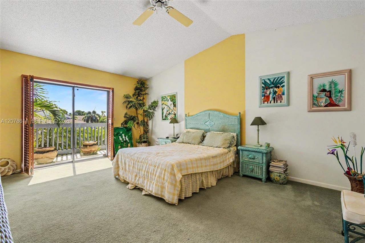 1557 N 15th Ter , Hollywood, FL 33020 Photo