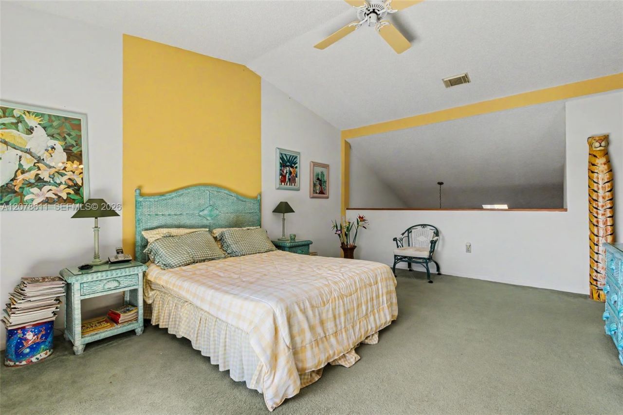 1557 N 15th Ter , Hollywood, FL 33020 Photo
