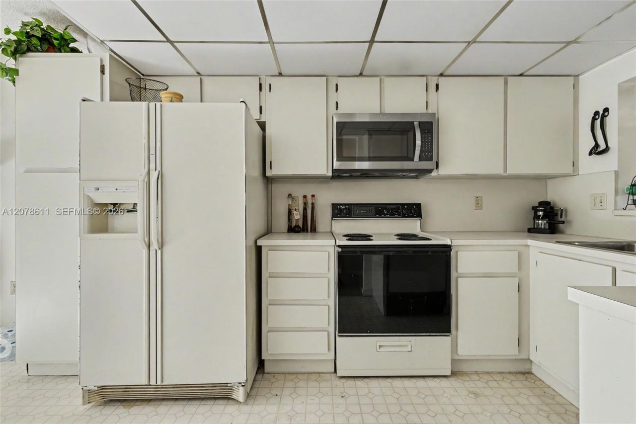 1557 N 15th Ter , Hollywood, FL 33020 Photo