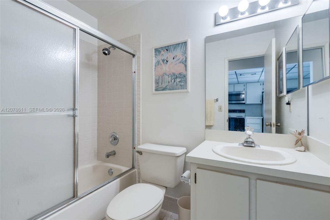1557 N 15th Ter , Hollywood, FL 33020 Photo