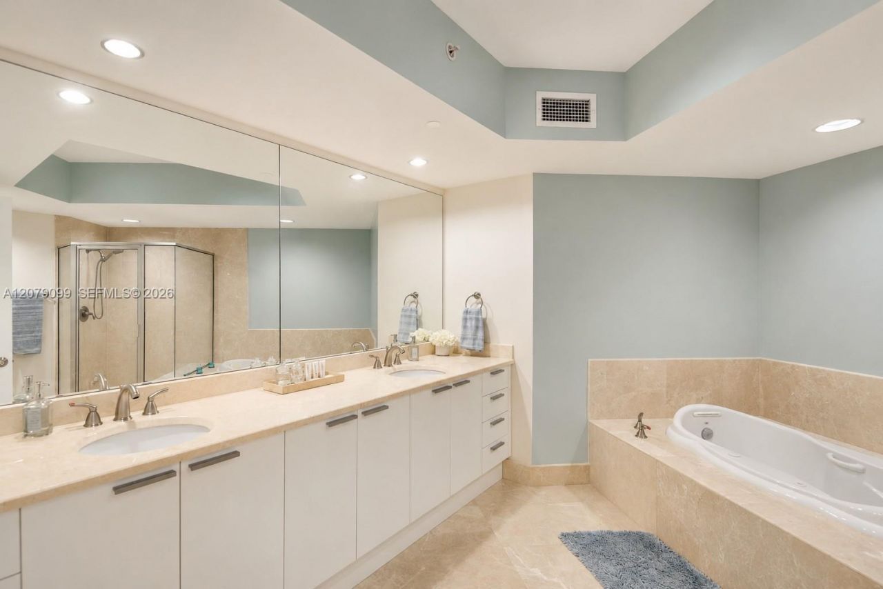 231 Riverside Dr, Unit 510-1, Daytona, FL 32117 Photo