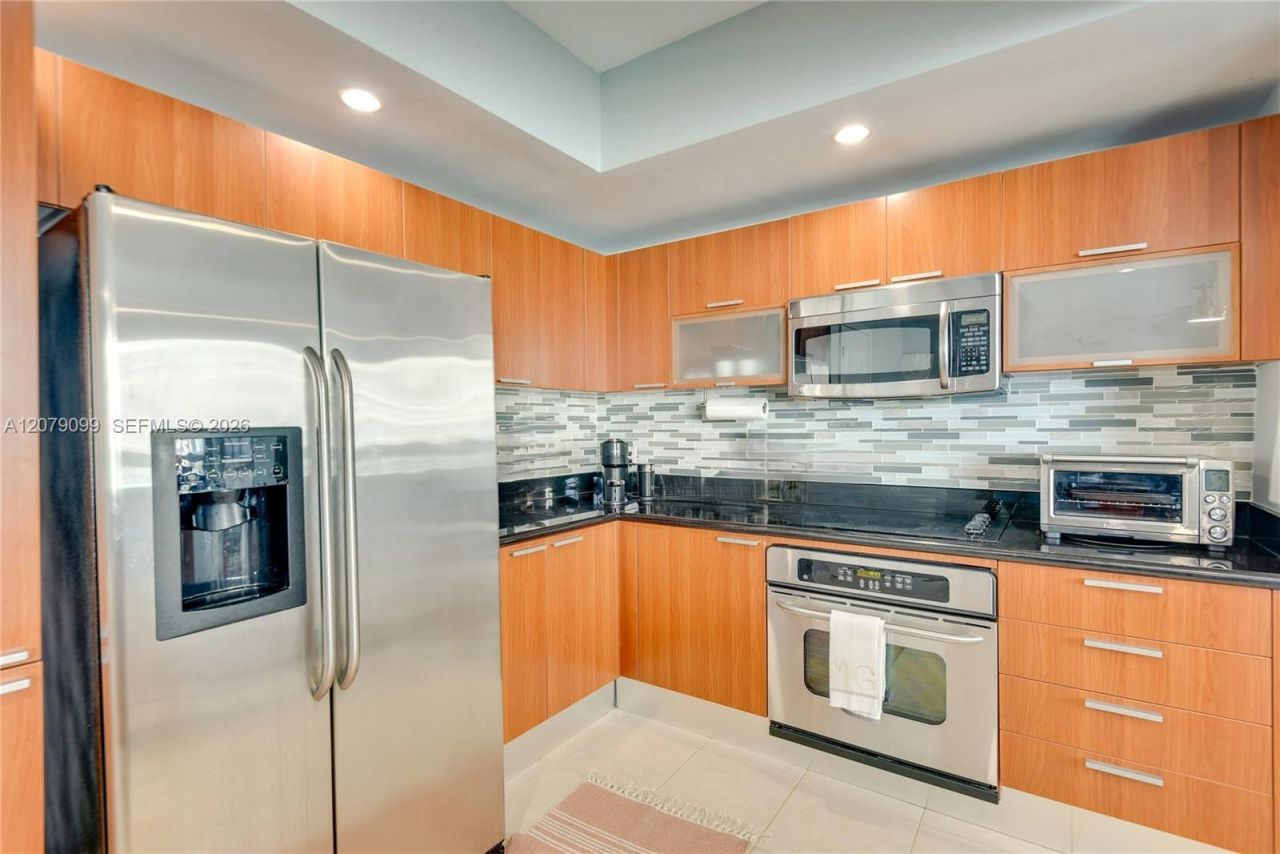 231 Riverside Dr , Unit 510-1, Daytona, FL 32117 Photo