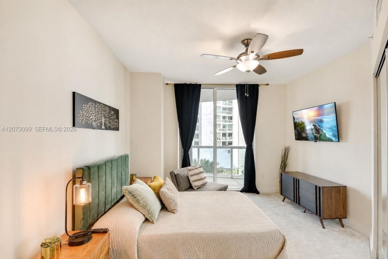 231 Riverside Dr, Unit 510-1, Daytona, FL 32117 Photo