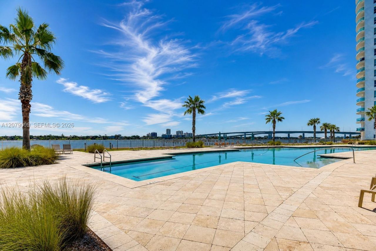 231 Riverside Dr, Unit 510-1, Daytona, FL 32117 Photo