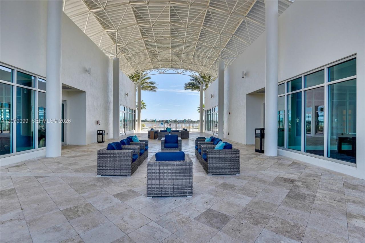 231 Riverside Dr , Unit 510-1, Daytona, FL 32117 Photo