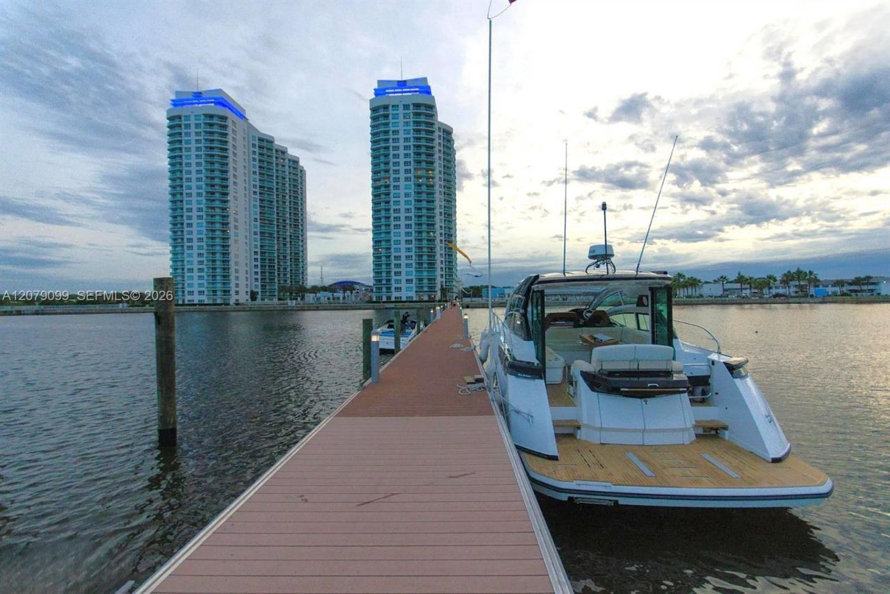 231 Riverside Dr , Unit 510-1, Daytona, FL 32117 Photo