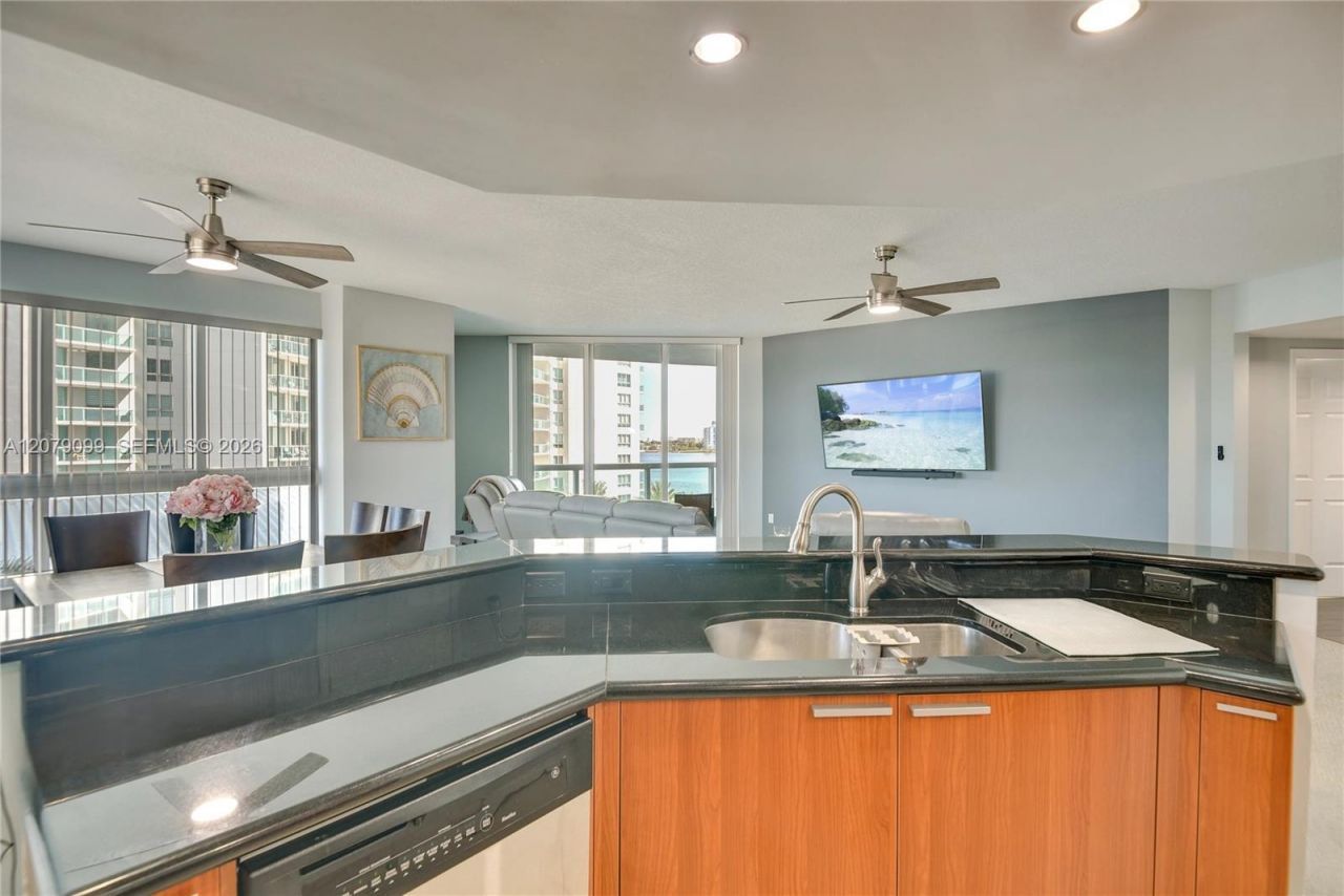 231 Riverside Dr , Unit 510-1, Daytona, FL 32117 Photo